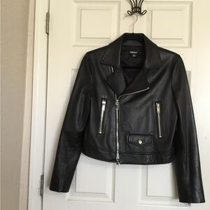 DKNY black crop moto leather jacket size Small